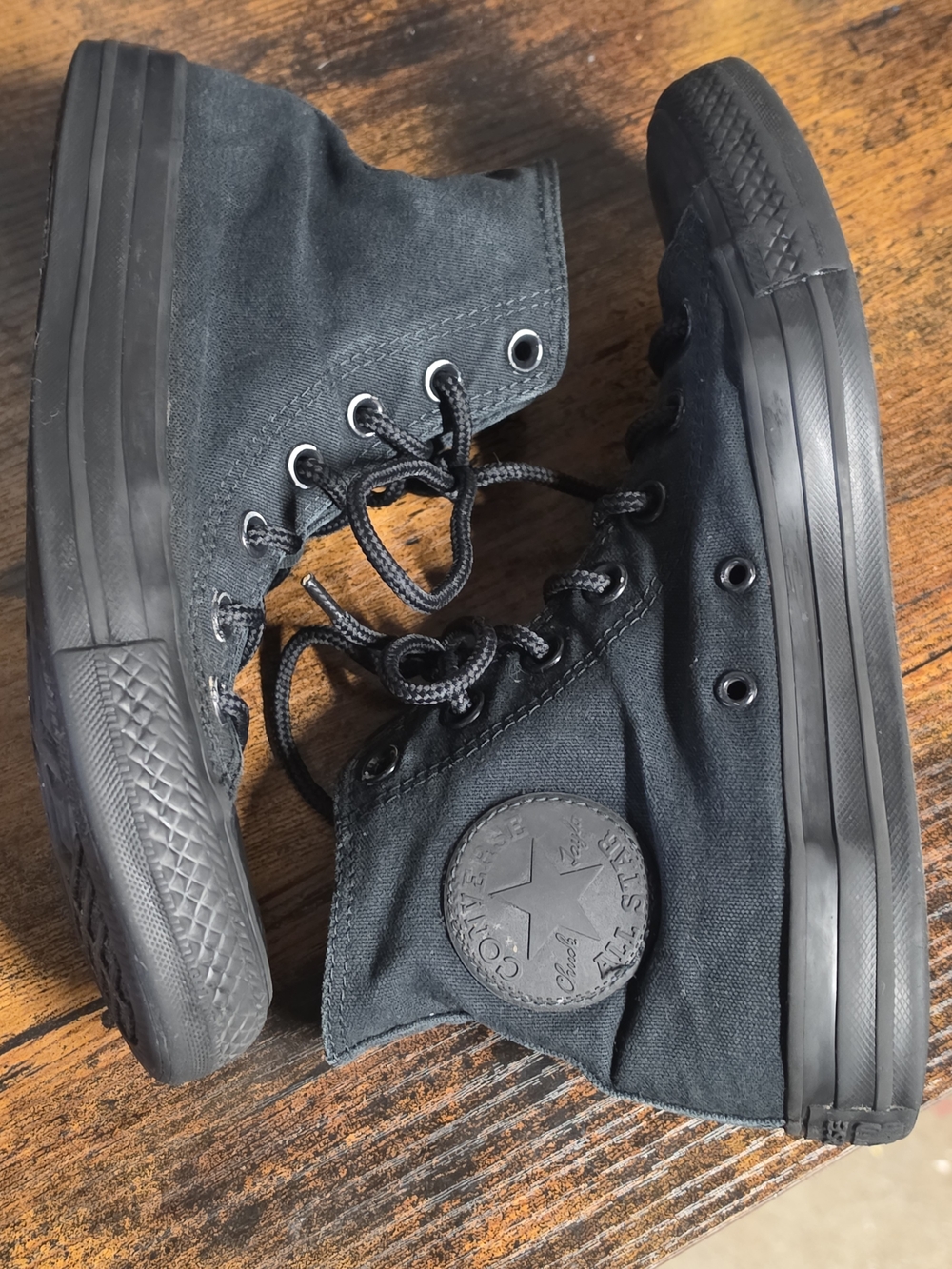 Converse All Black Size 8